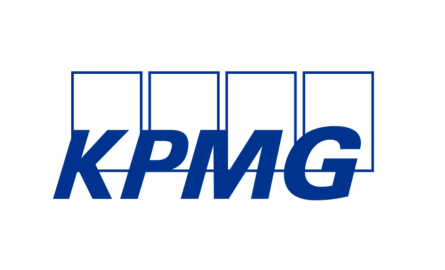 the logo for kpmg